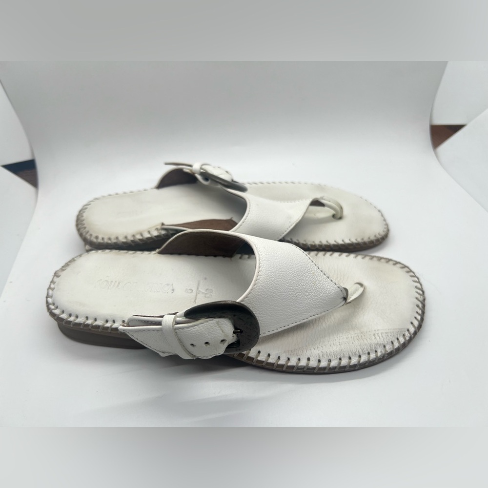 Soul of Africa White Leather Thong Sandals Size 7 Buckle Strap Handstitched - Picture 2 of 9